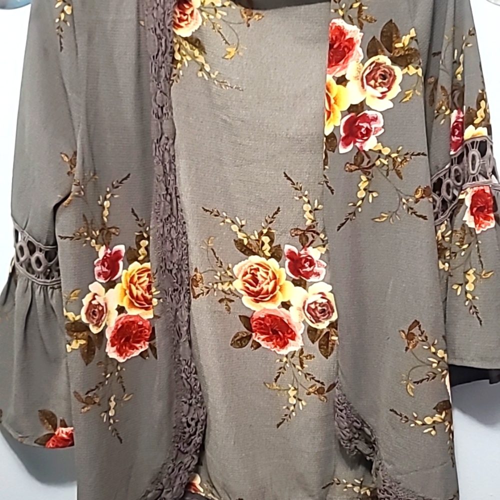 Cardigan - Picture 3 of 4